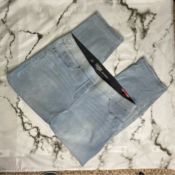 NWT light wash Slim Factor straight 3x Short - Picture 4 of 14